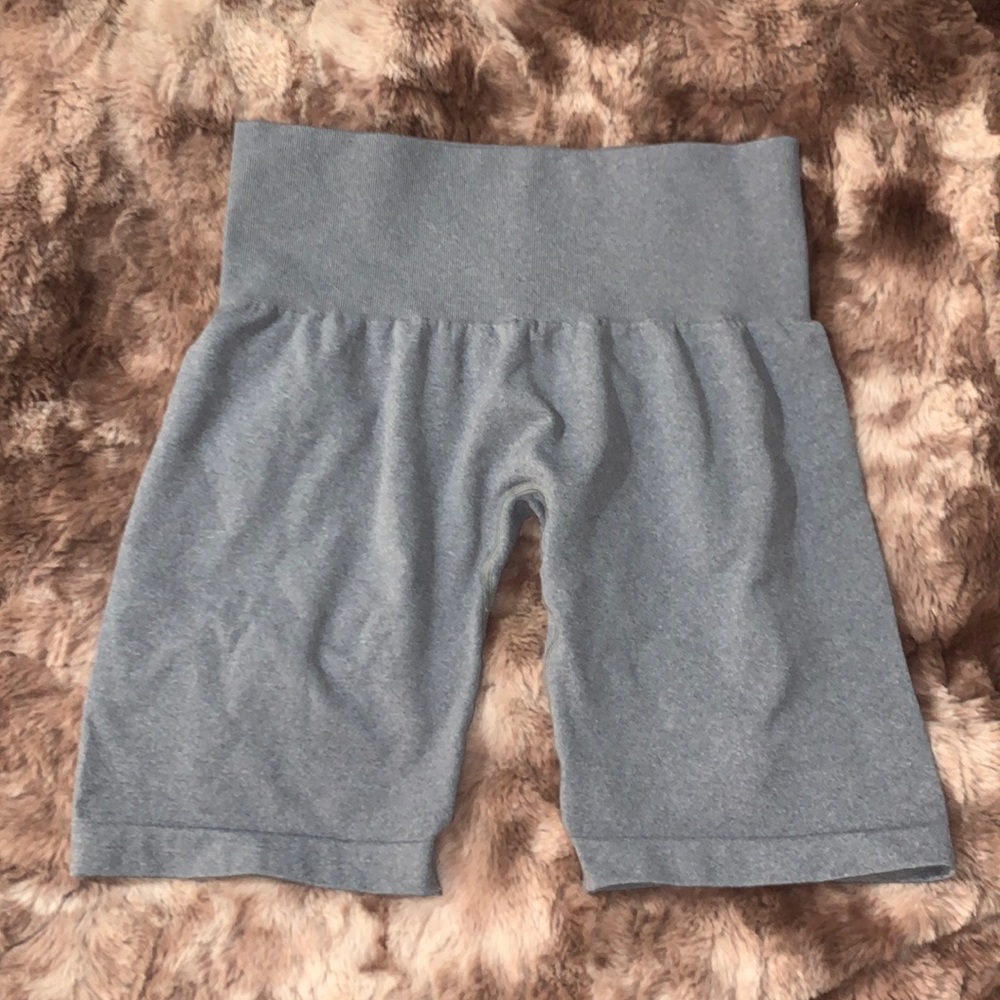 NVGTN Heather Gray Athletic Bike Shorts